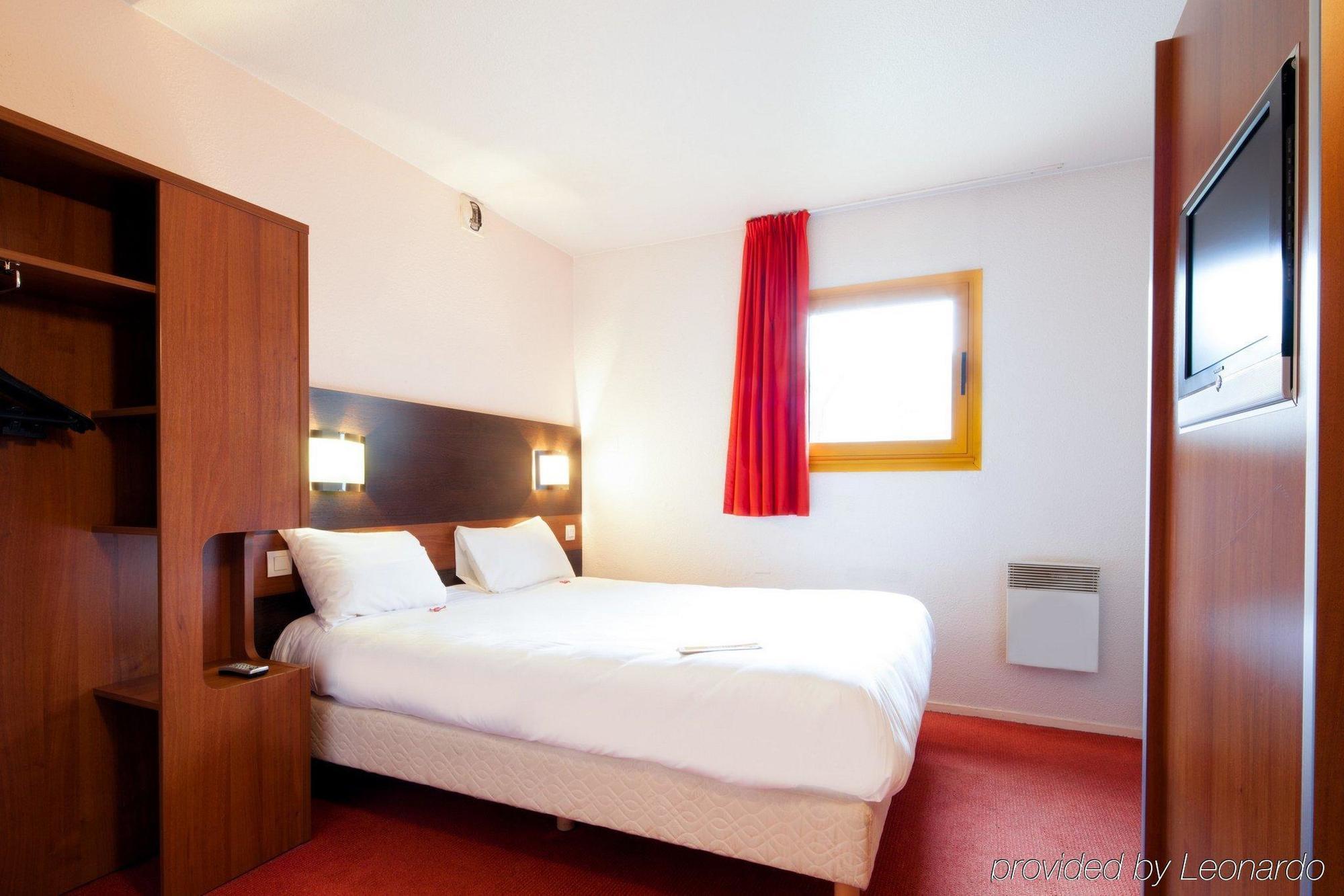 Ibis Budget Chilly-Mazarin Les Champarts Eksteriør billede