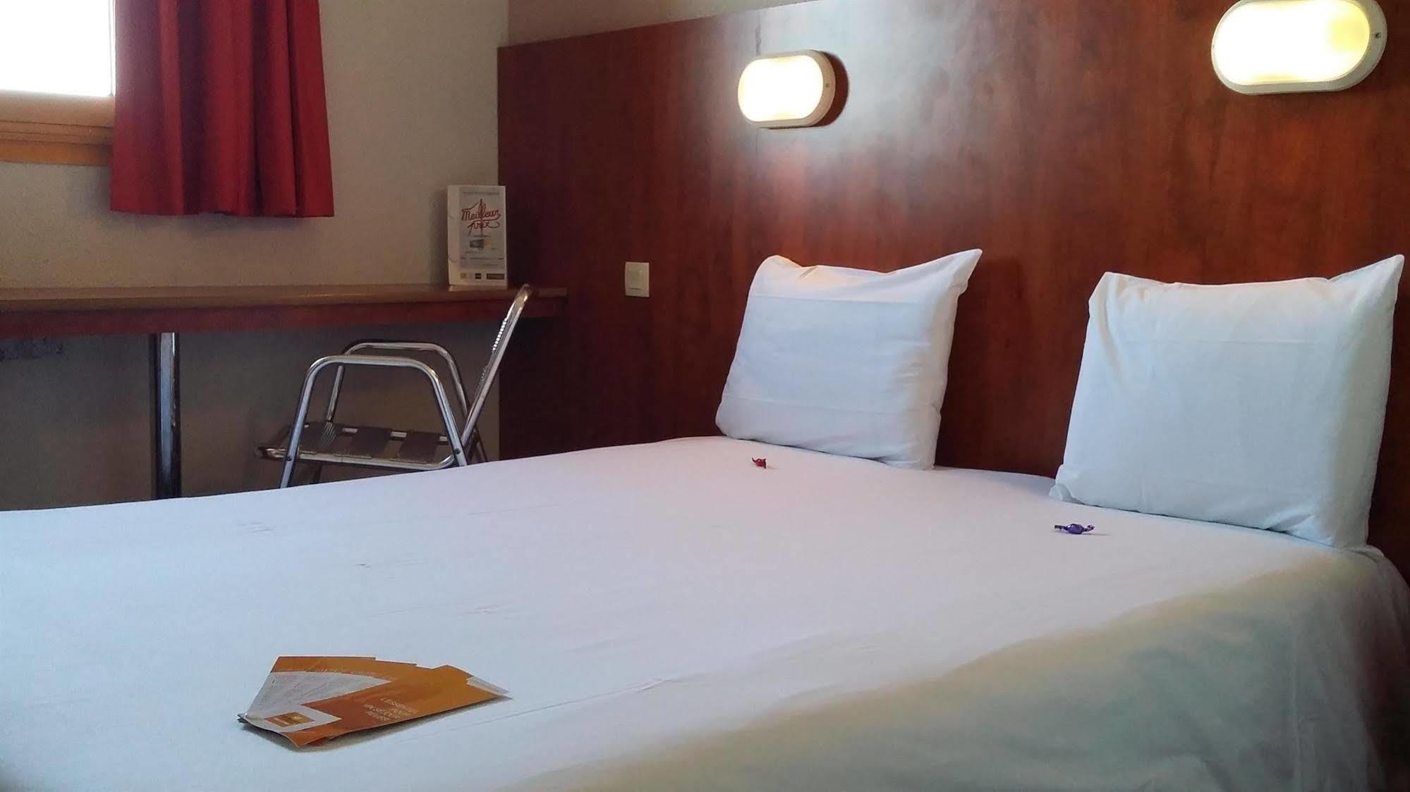 Ibis Budget Chilly-Mazarin Les Champarts Eksteriør billede
